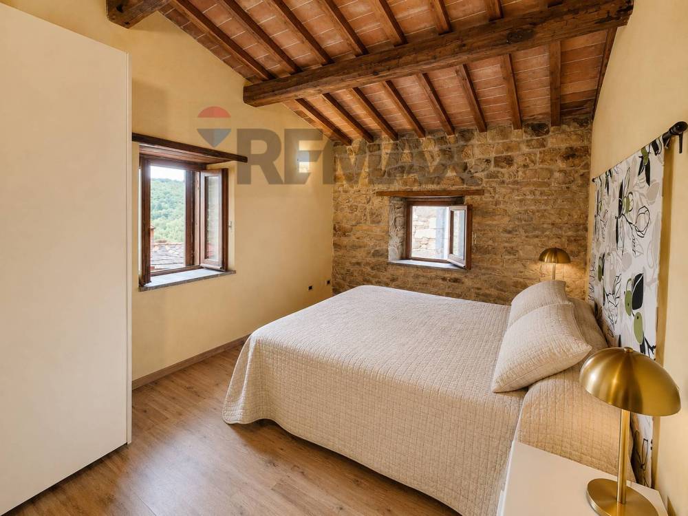 appartamento in vendita a Loro Ciuffenna in zona Trevane