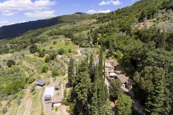 casa indipendente in vendita a Loro Ciuffenna in zona Querceto