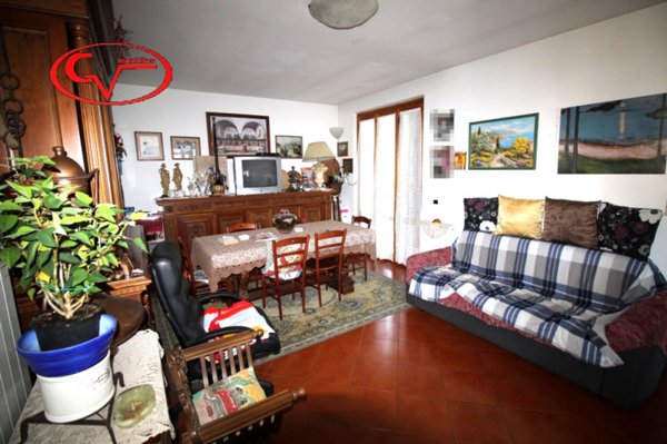 casa semindipendente in vendita a Loro Ciuffenna in zona Querceto