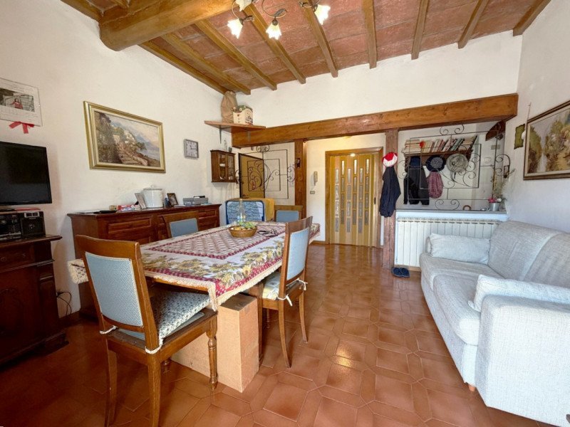 appartamento in vendita a Loro Ciuffenna in zona Querceto