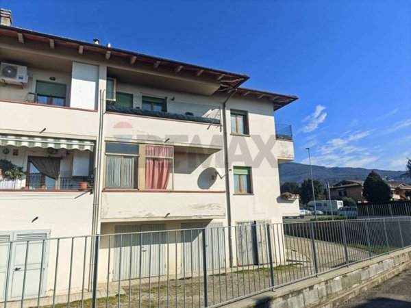 appartamento in vendita a Loro Ciuffenna in zona Querceto