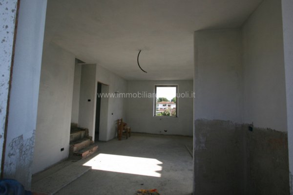 appartamento in vendita a Lucignano