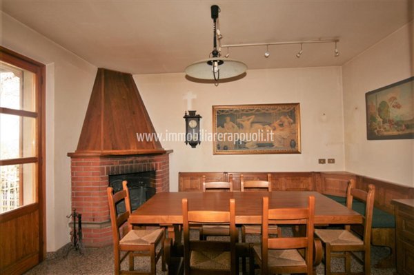 casa indipendente in vendita a Lucignano