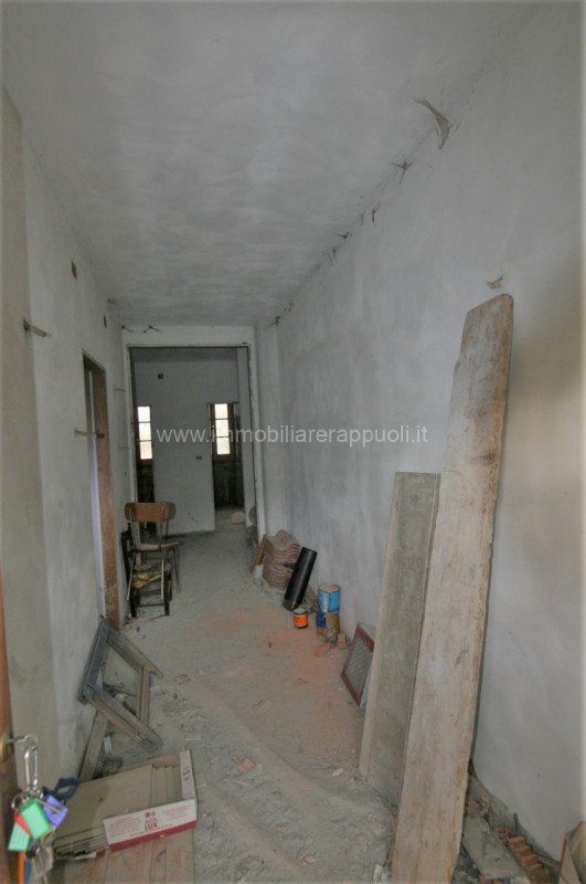 casa indipendente in vendita a Lucignano