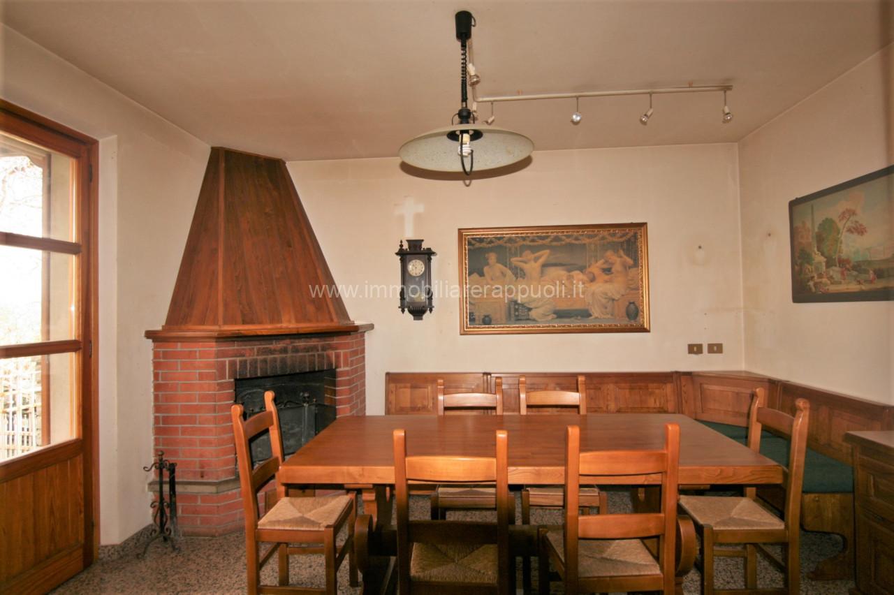 casa indipendente in vendita a Lucignano