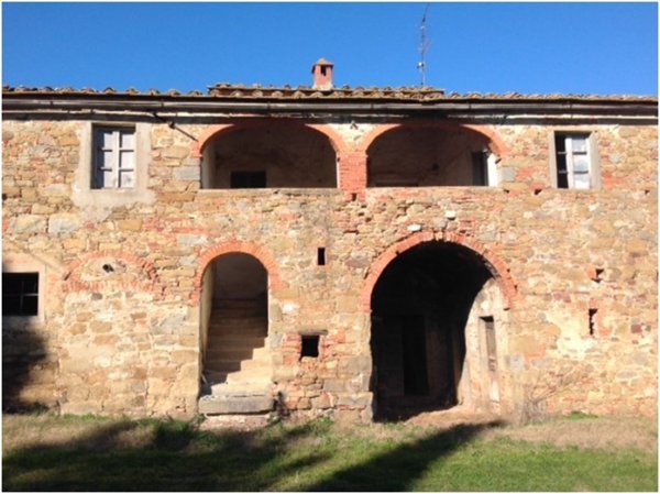 casa indipendente in vendita a Lucignano in zona Pieve Vecchia