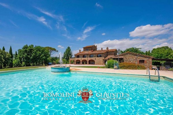 casa indipendente in vendita a Lucignano