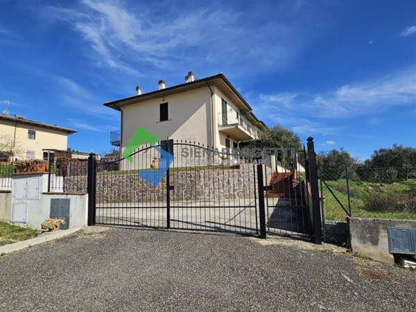 appartamento in vendita a Lucignano
