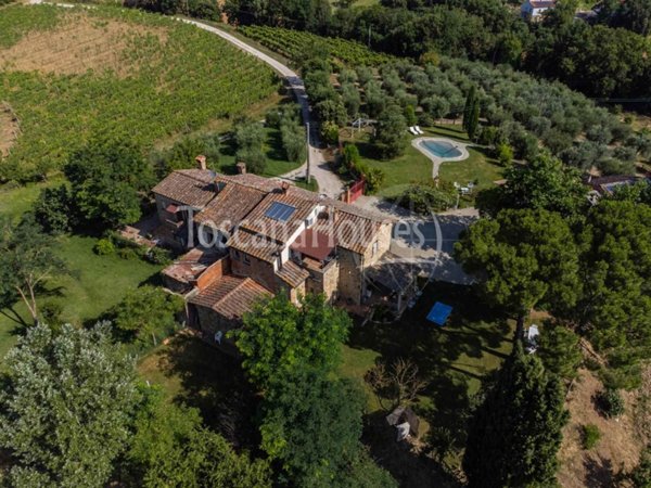 casa indipendente in vendita a Lucignano