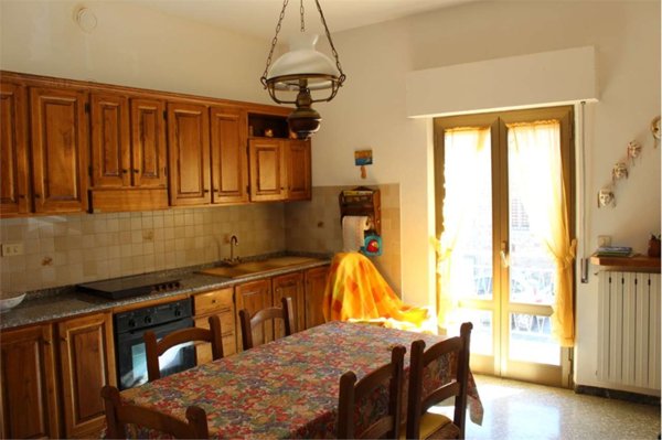 pentavano in vendita a Lucignano in zona Pieve Vecchia