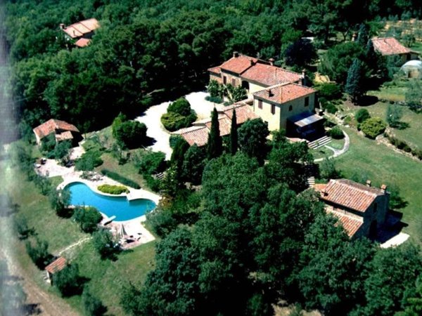 casa indipendente in vendita a Lucignano