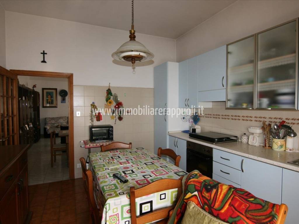 casa indipendente in vendita a Lucignano