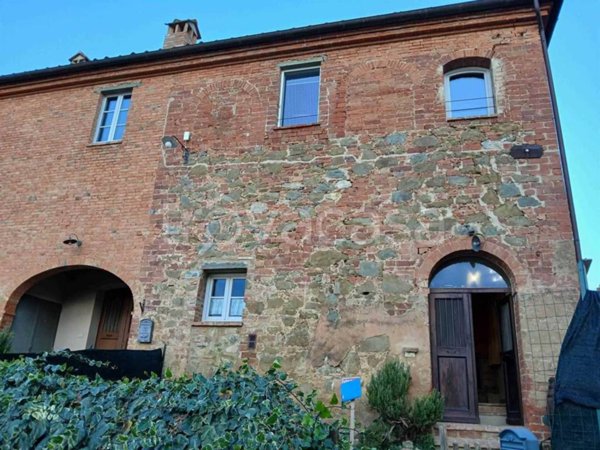 appartamento in vendita a Lucignano