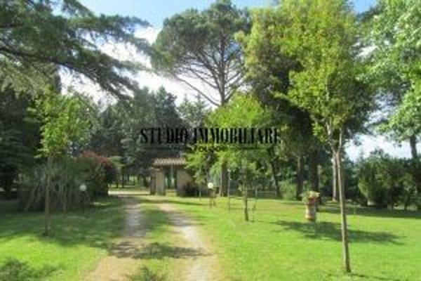 casa indipendente in vendita a Lucignano