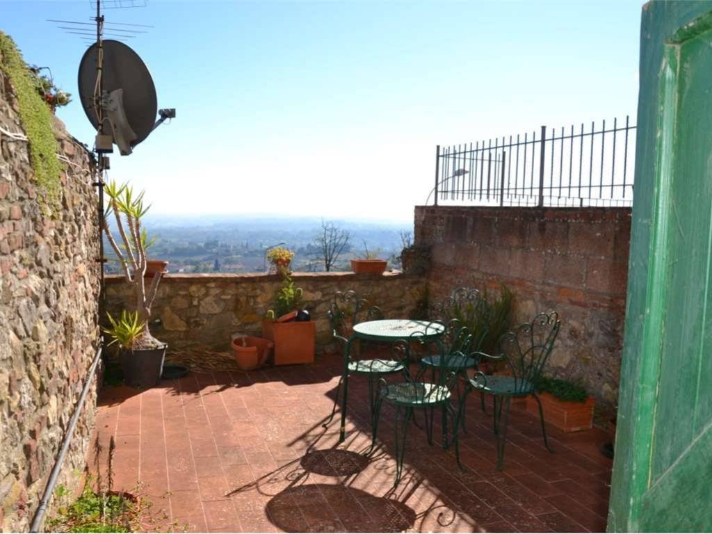 casa indipendente in vendita a Lucignano