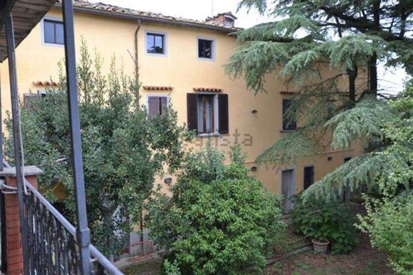 casale in vendita a Lucignano