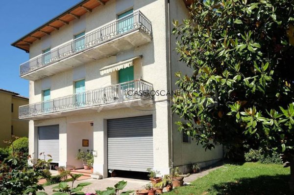casa indipendente in vendita a Lucignano