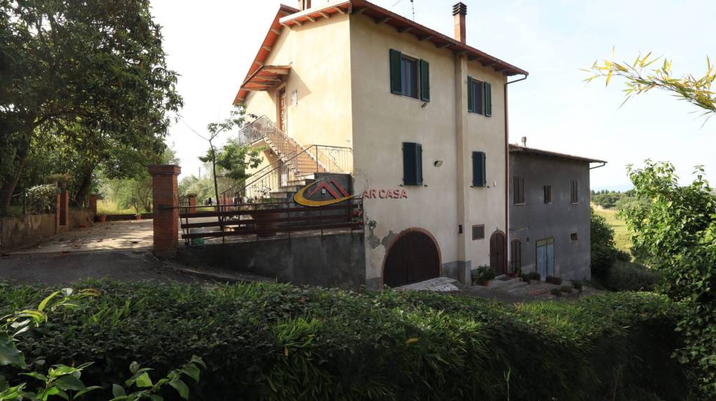 appartamento in vendita a Lucignano