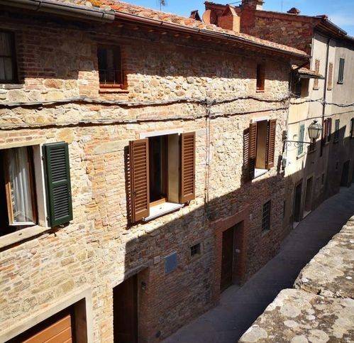 appartamento in vendita a Lucignano