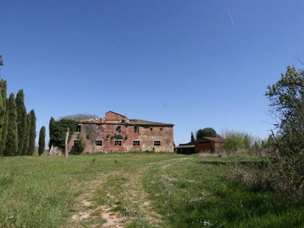 casa indipendente in vendita a Lucignano