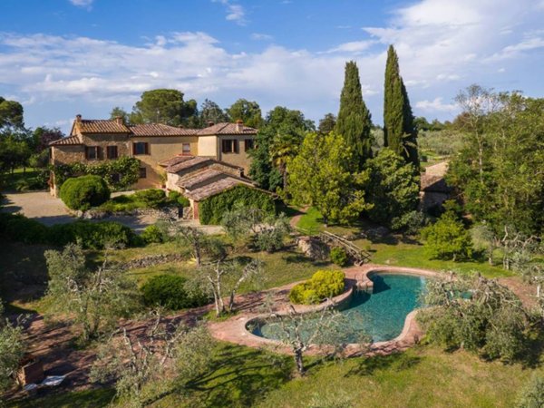 casa indipendente in vendita a Lucignano