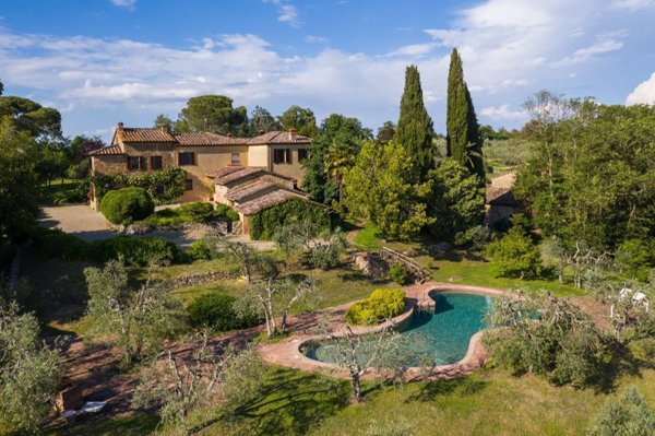 casa indipendente in vendita a Lucignano