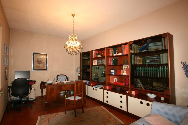 villa in vendita a Lucignano