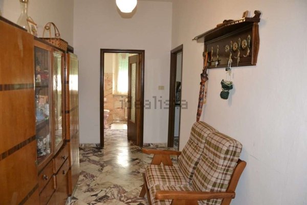 casa indipendente in vendita a Lucignano