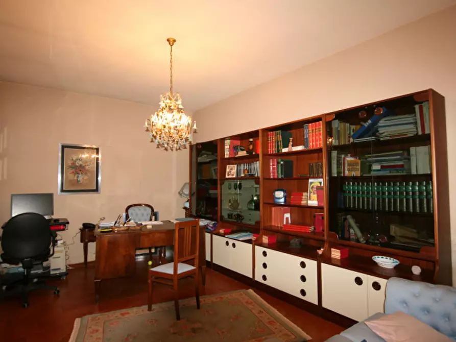 villa in vendita a Lucignano