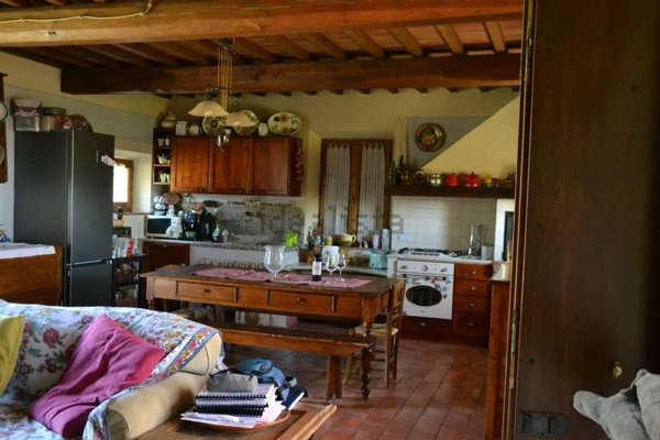 casale in vendita a Lucignano in zona Pieve Vecchia