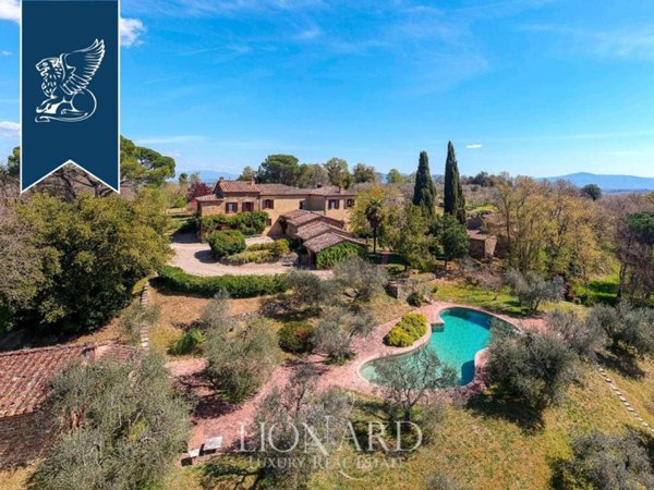 casa indipendente in vendita a Lucignano in zona Pieve Vecchia