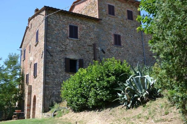 casale in vendita a Lucignano in zona Pieve Vecchia