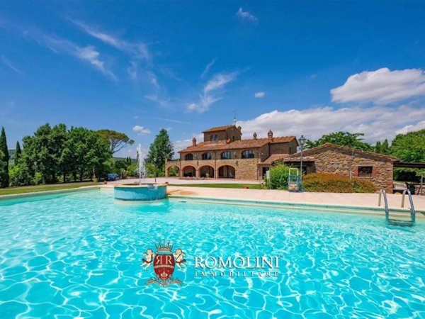 casa indipendente in vendita a Lucignano in zona Pieve Vecchia