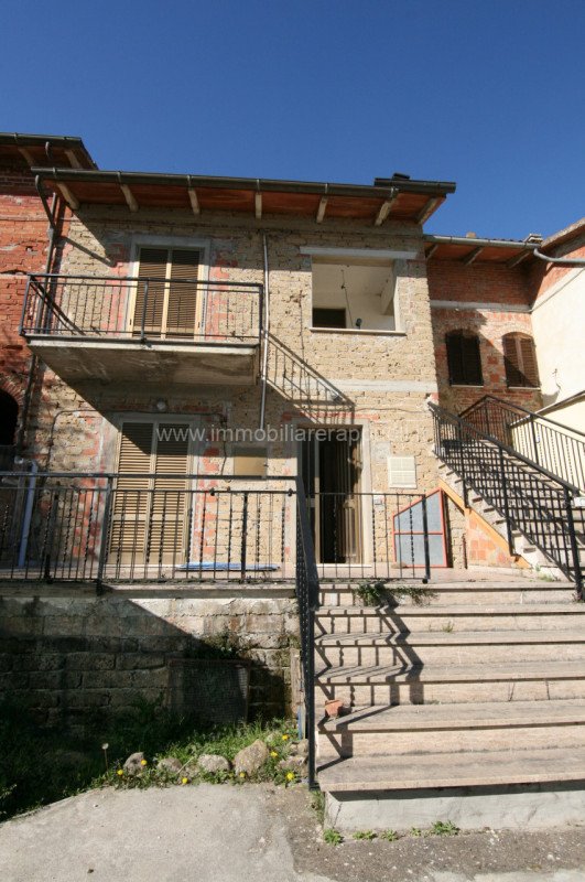 casa indipendente in vendita a Lucignano in zona Pieve Vecchia