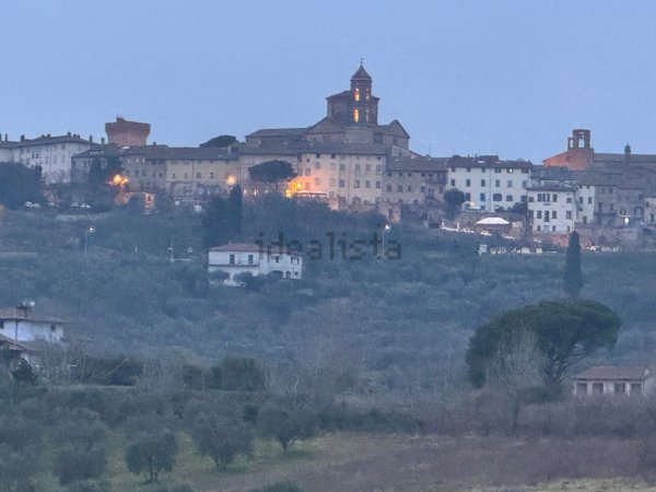 appartamento in vendita a Lucignano in zona Pieve Vecchia