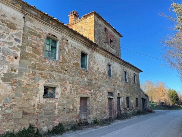 casa indipendente in vendita a Marciano della Chiana