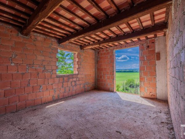 casa indipendente in vendita a Marciano della Chiana in zona Cesa