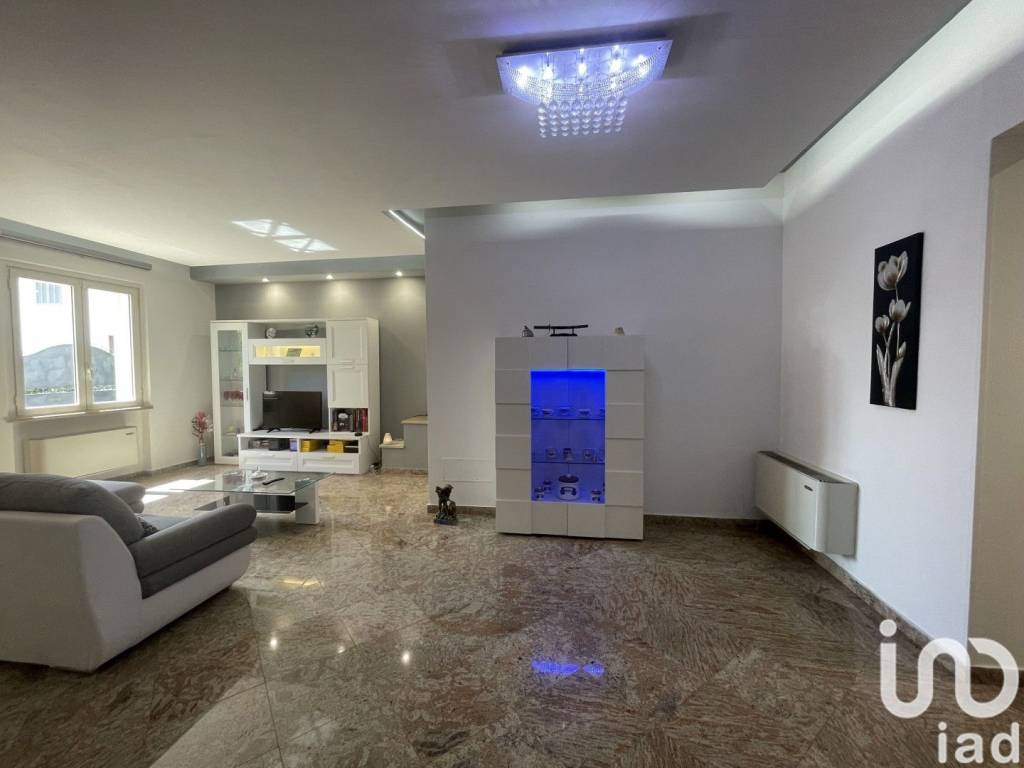 casa indipendente in vendita a Marciano della Chiana