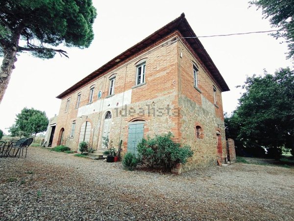 casa indipendente in vendita a Marciano della Chiana