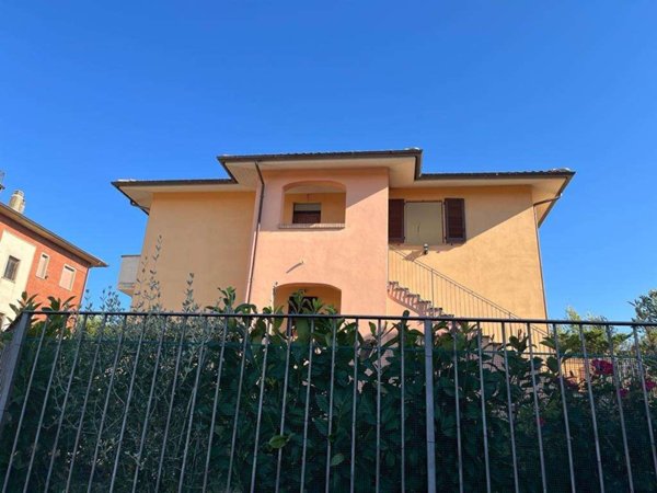 casa indipendente in vendita a Marciano della Chiana