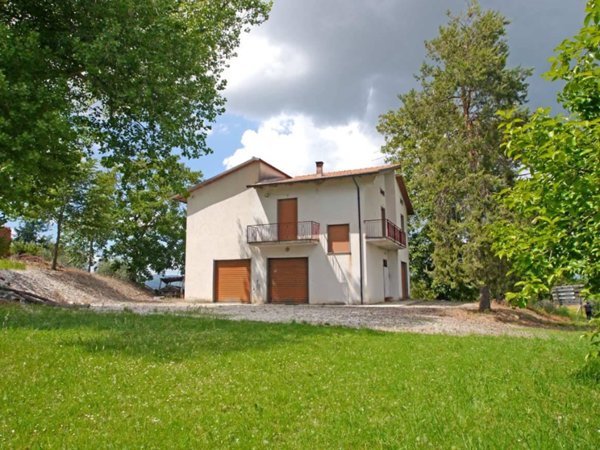 casa indipendente in vendita a Marciano della Chiana