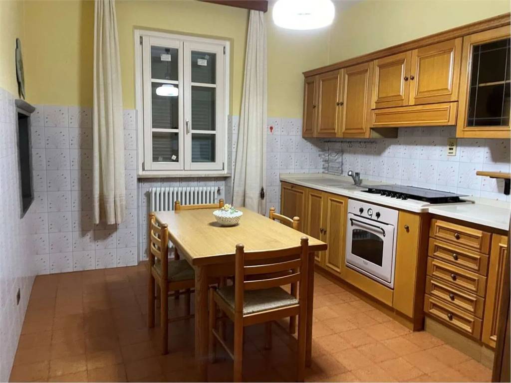 intera palazzina in vendita a Marciano della Chiana