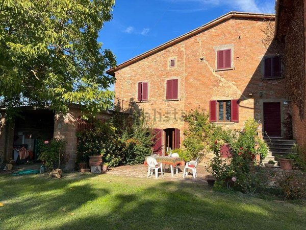 casale in vendita a Marciano della Chiana