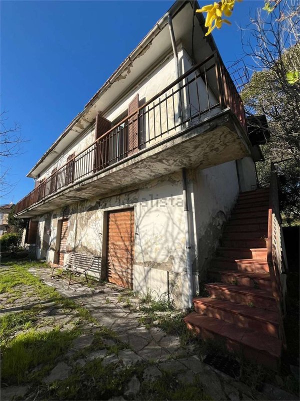 casa indipendente in vendita a Marciano della Chiana