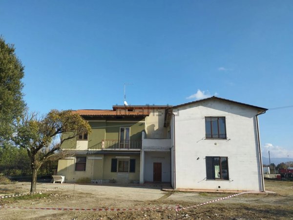 casa indipendente in vendita a Marciano della Chiana in zona Cesa