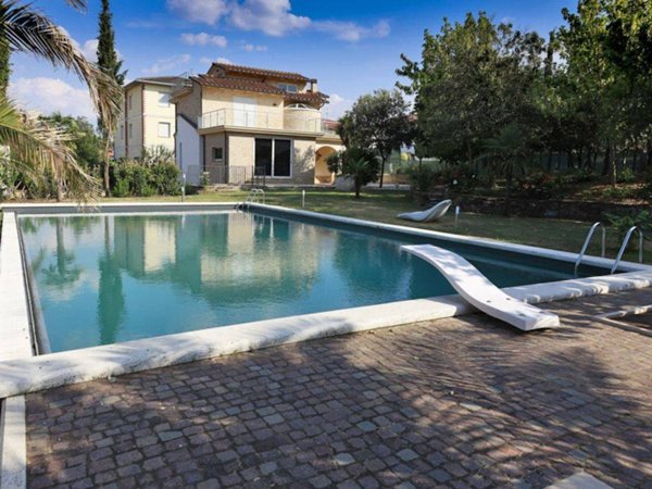 casa indipendente in vendita a Marciano della Chiana