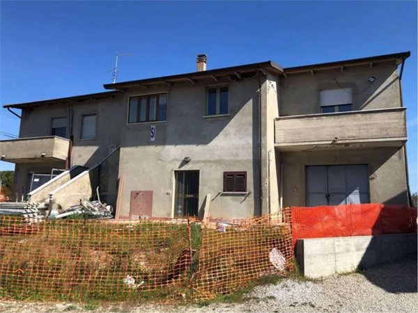 casa indipendente in vendita a Marciano della Chiana