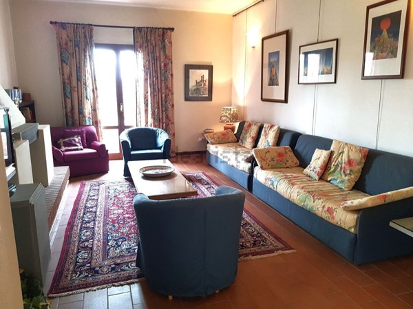 casa indipendente in vendita a Marciano della Chiana