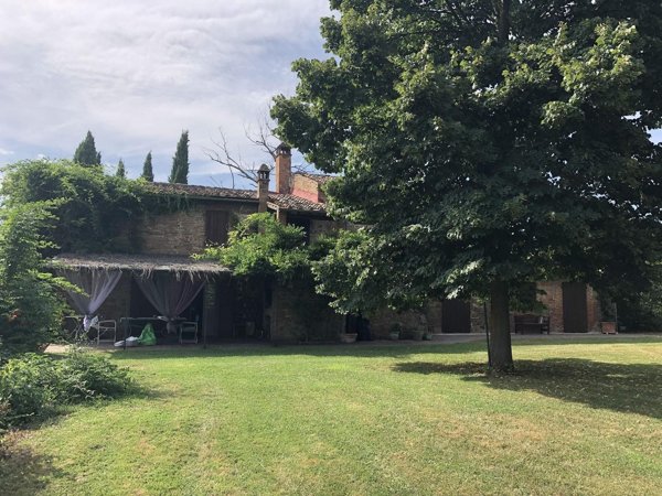 casa indipendente in vendita a Marciano della Chiana