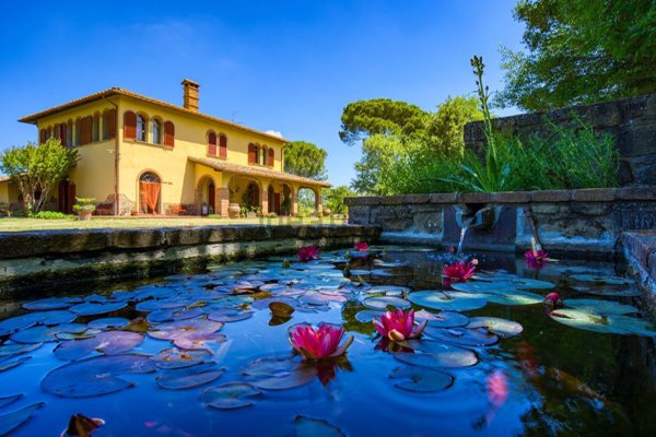 casa indipendente in vendita a Marciano della Chiana